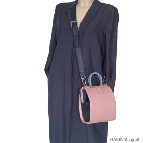 roze handtas beugeltas